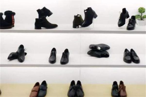 路上鞋業 從腳步到時尚，鞋業的發展與未來展望